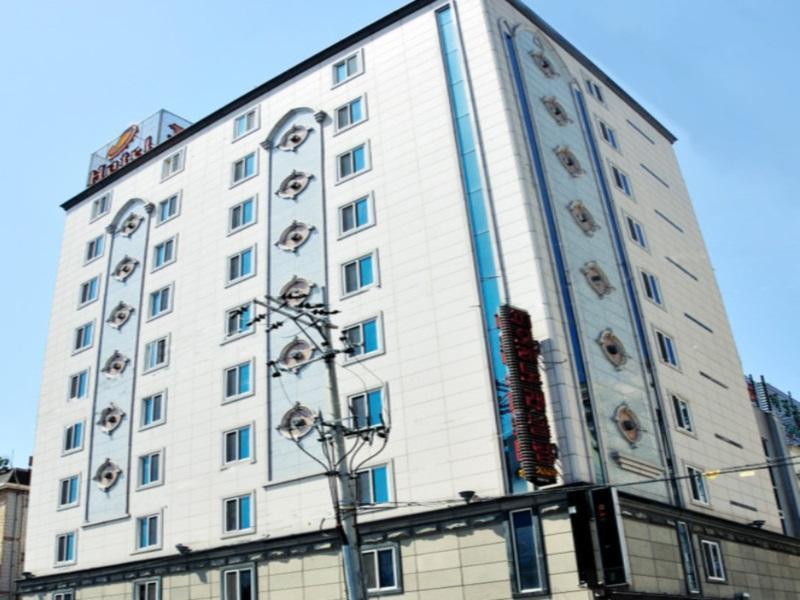 Fiore Hotel Gumi Екстер'єр фото