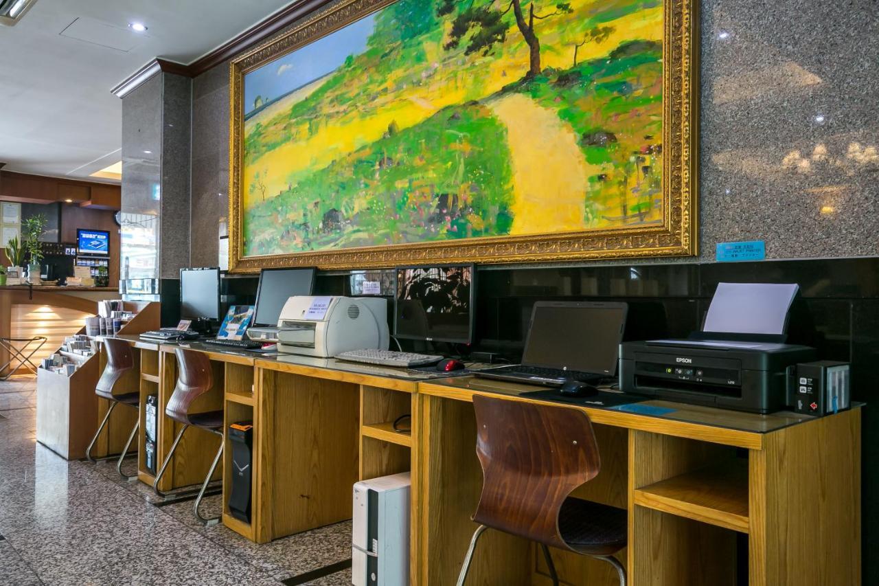 Fiore Hotel Gumi Екстер'єр фото
